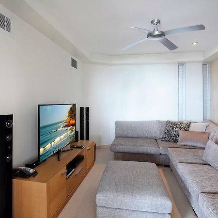 Peppers Noosa Resort And Villas Εξωτερικό φωτογραφία A home theater