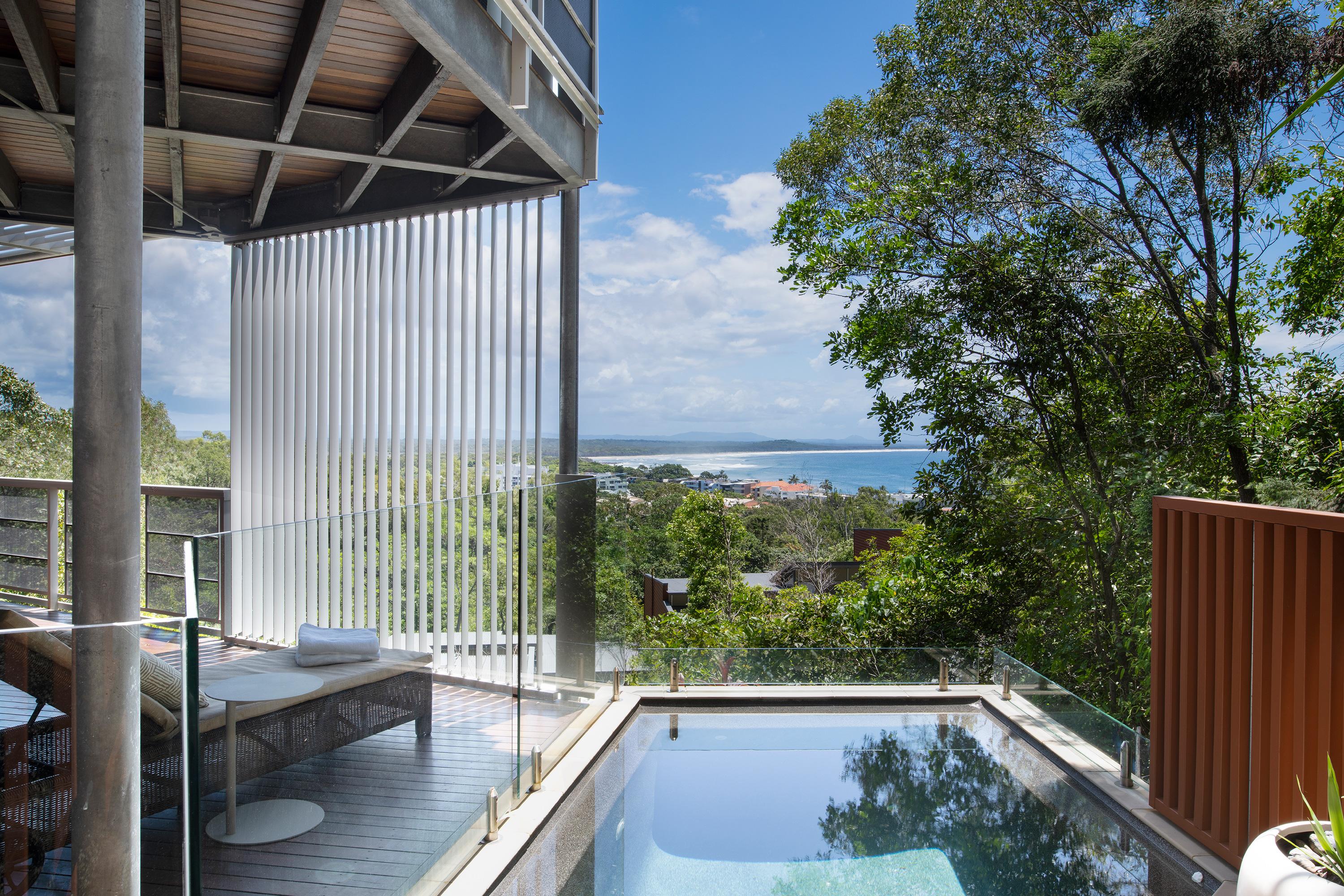 Peppers Noosa Resort And Villas Εξωτερικό φωτογραφία The pool at the 1770 Bay Hotel