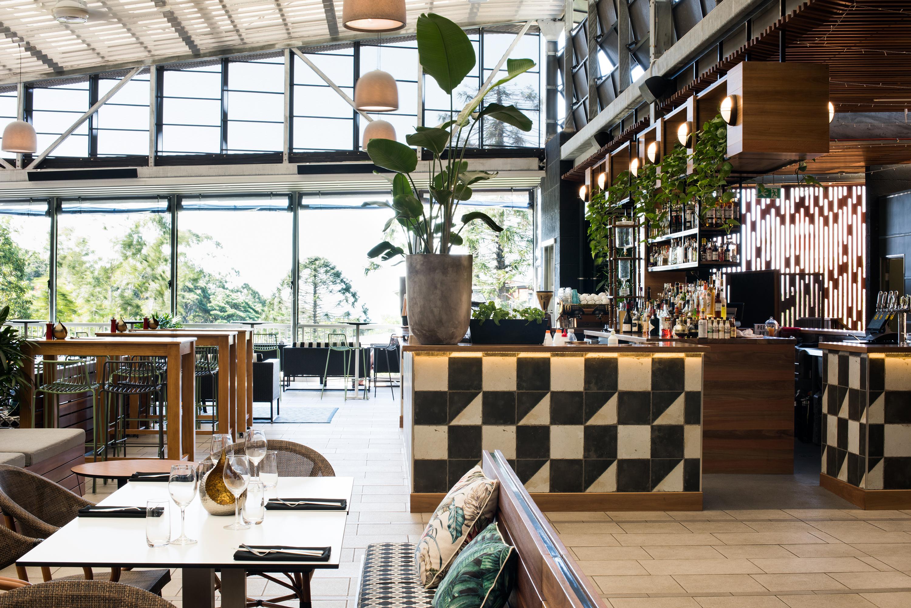 Peppers Noosa Resort And Villas Εξωτερικό φωτογραφία The interior of the restaurant